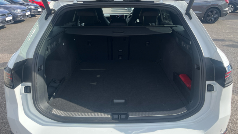 Volkswagen Passat 1.5 eTSI R-Line 5dr DSG Petrol Estate